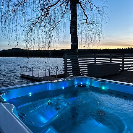 Luxurious Villa Kinos With Jacuzzi Рованіемі Екстер'єр фото